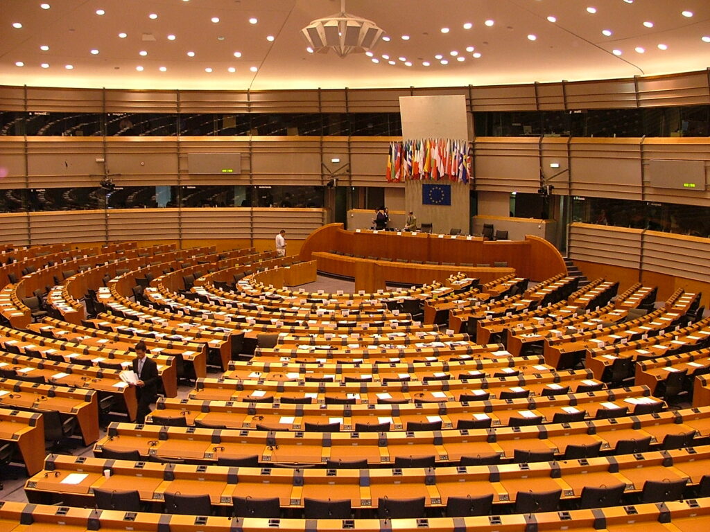 Parlement européen conseil union européenne directive whistleblowers protection violation droits
